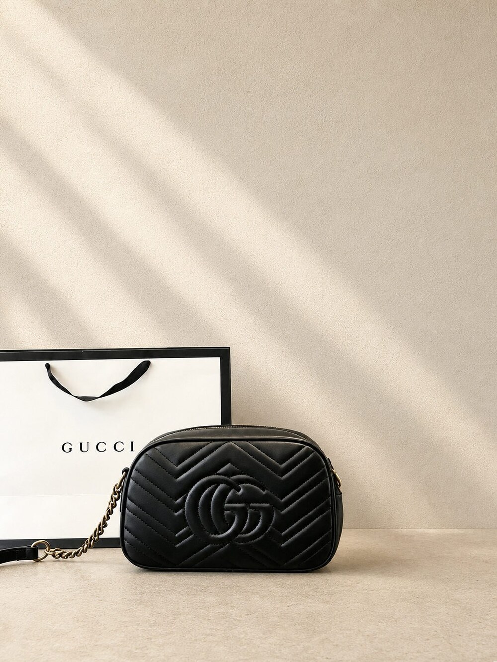Gucci GG Marmont Small Black Matelasse Camera Crossbody Bag - Picture 2 of 5